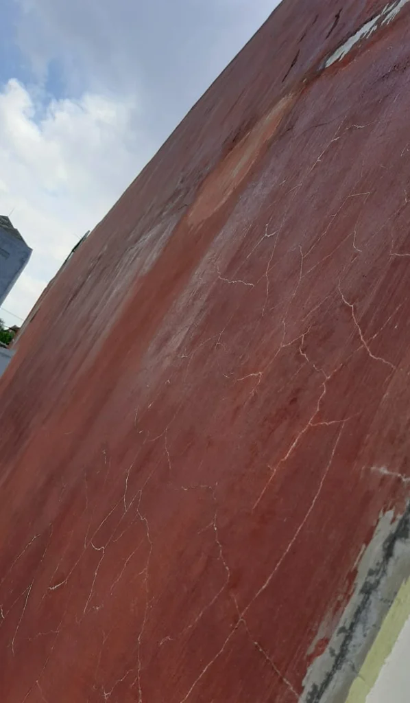 Lapisan waterproofing coating pada bidang bangunan