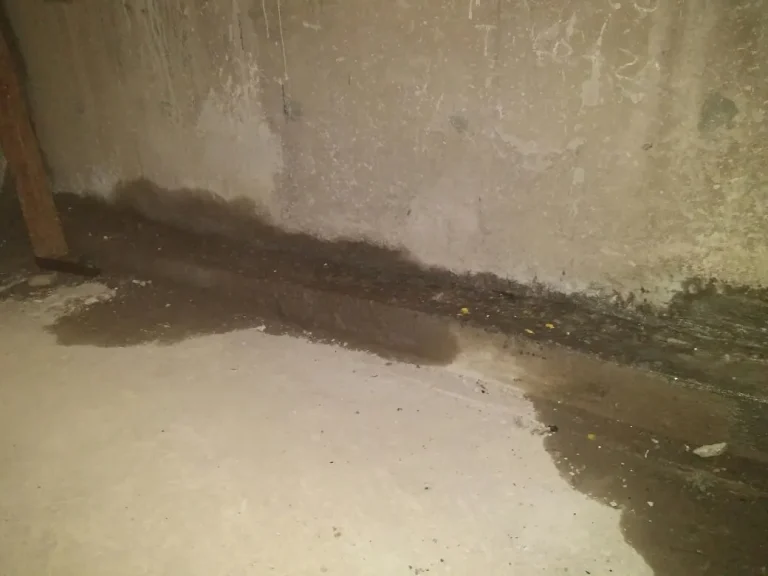 Kebocoran pada gudang pabrik