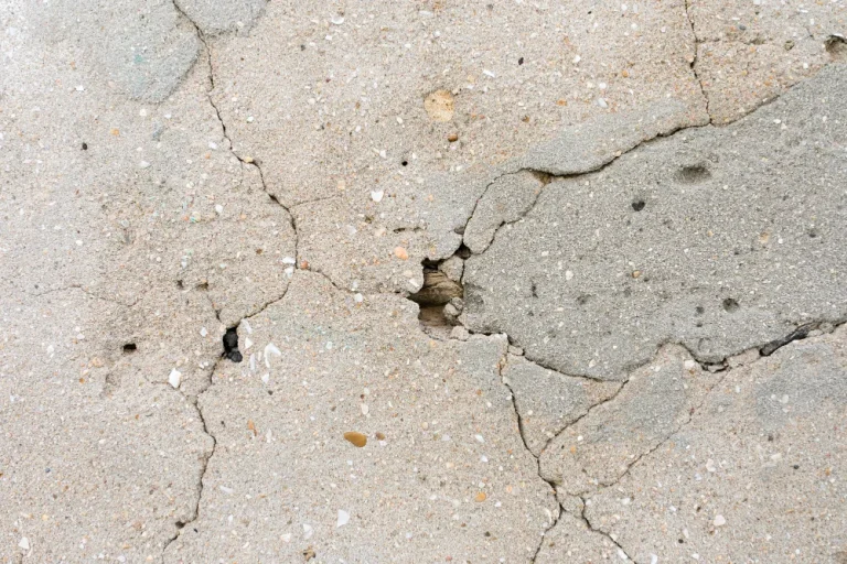Penyabab masalah beton dan solusinya untuk konstruksi